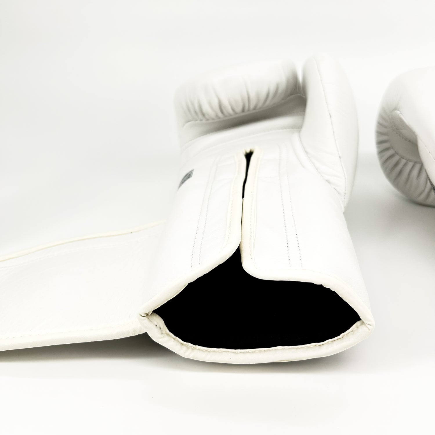 Danger Avatar Boxing Gloves - Genuine Leather - White
