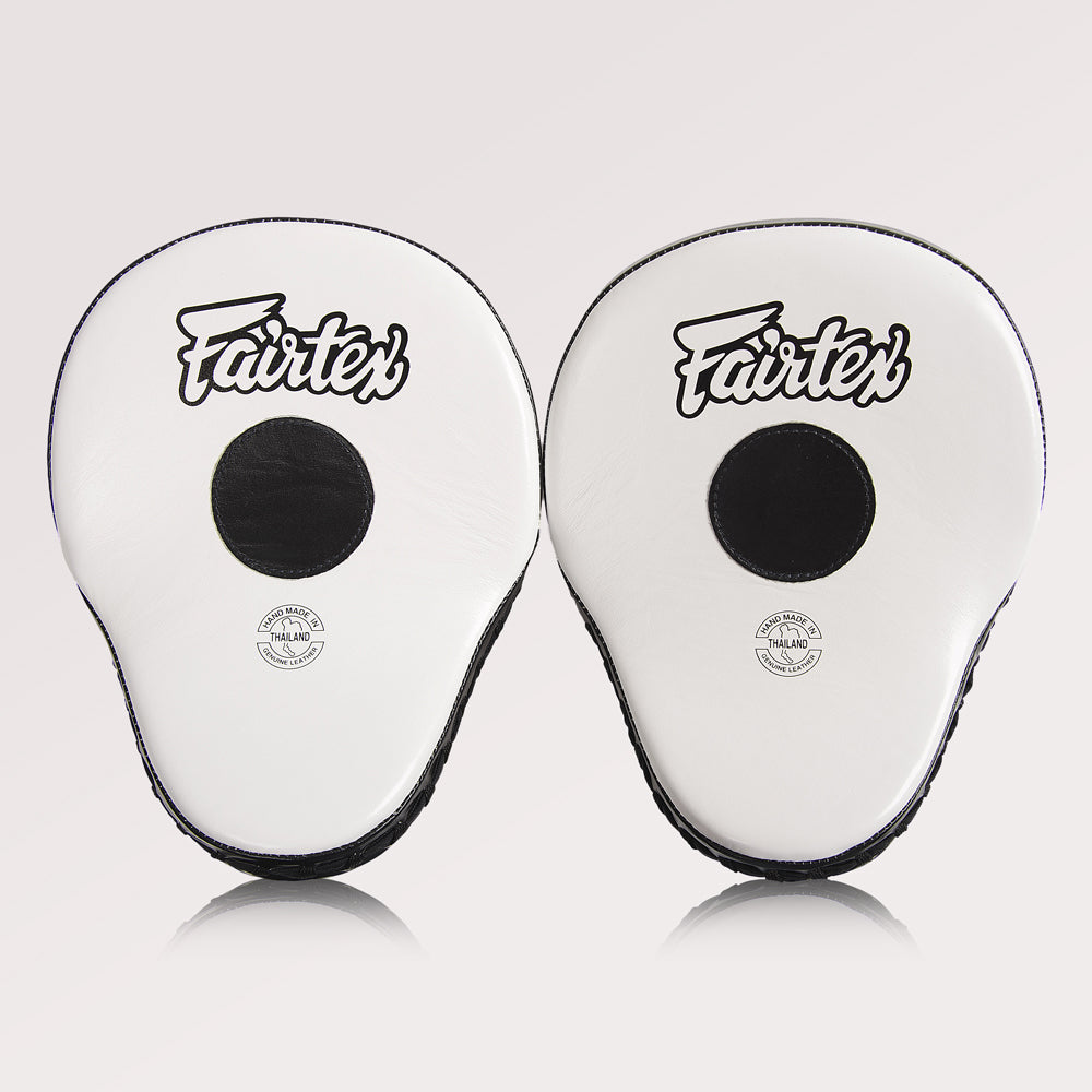 Fairtex FMV9 Ultimate Contoured Focus Mitts - Zwart / Wit