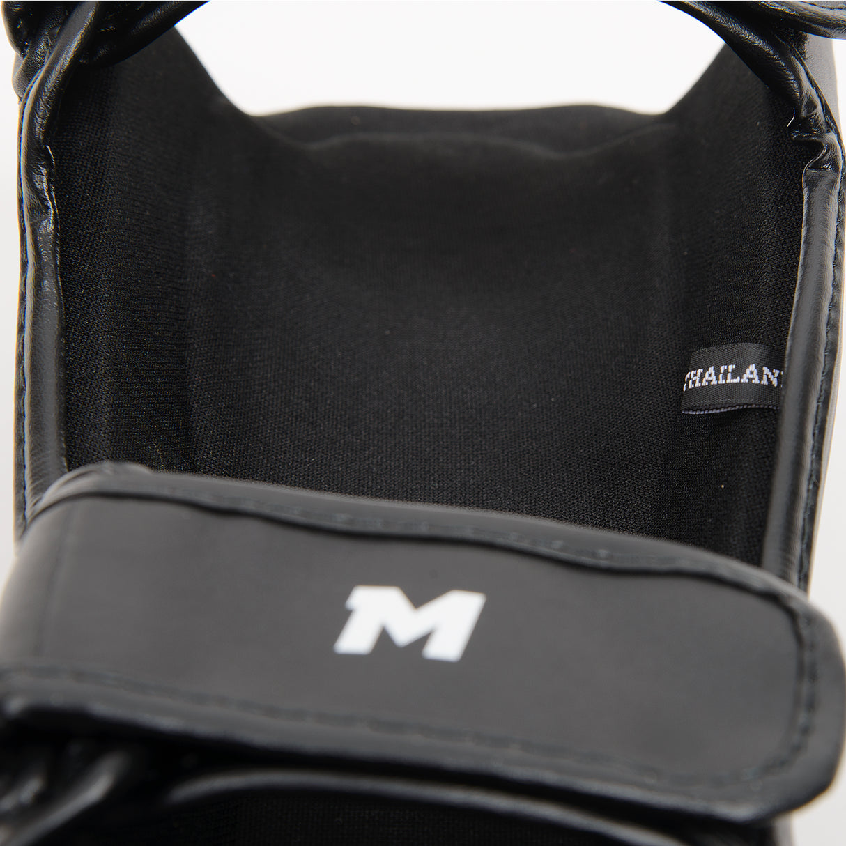 Flow Classic Thai Scheenbeschermers - Zwart