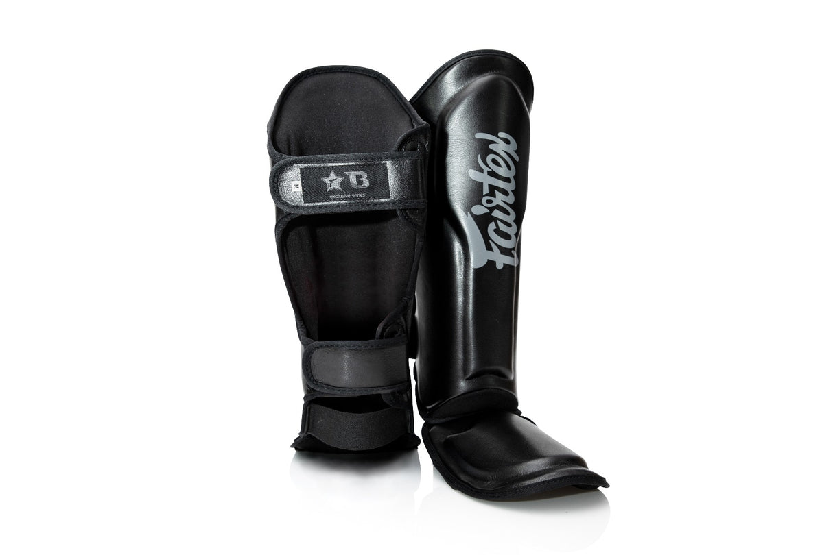 Booster X Fairtex Scheenbeschermers - FXB SG - Zwart / Grijs