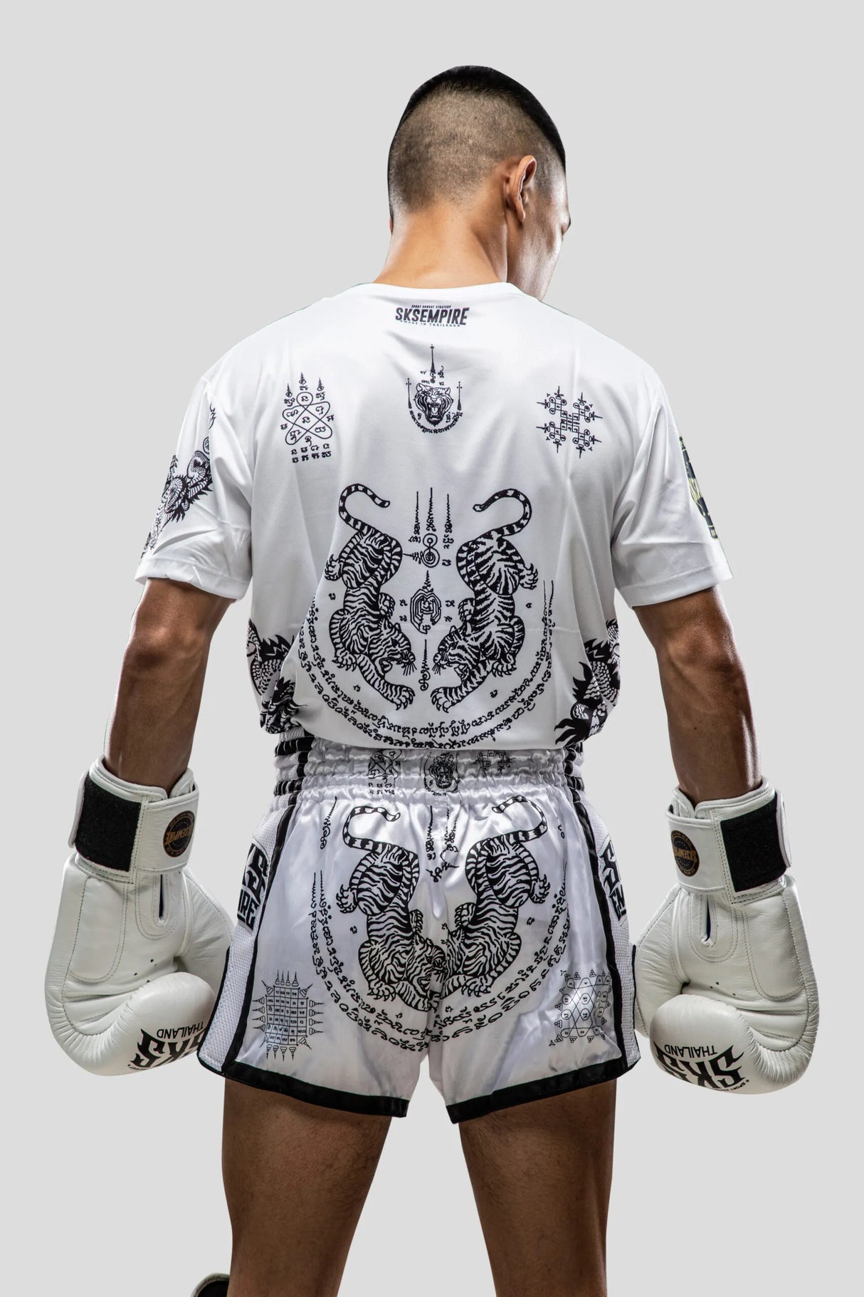 SKS Muay Thai Shorts Sakyant “Tiger & Dragon” - Wit / Zwart
