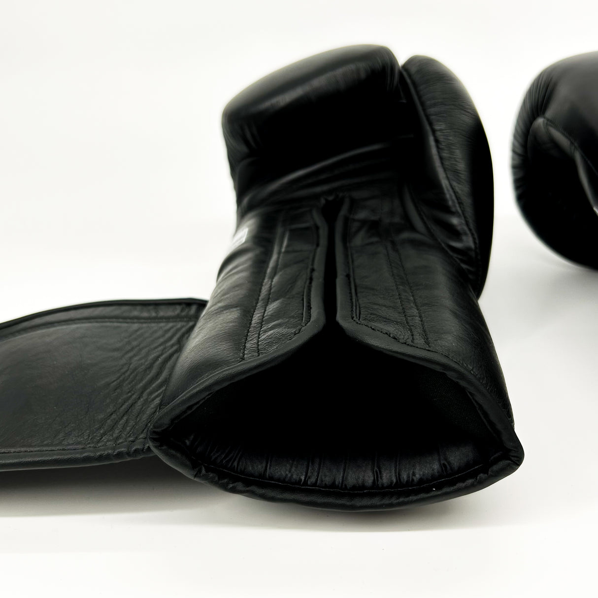 Danger Avatar Bokshandschoenen - Echt Leer - Zwart