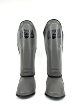 Danger Supermax Scheenbeschermers - Grey Edition - Echt Leer - Grijs