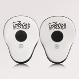 Fairtex FMV9 Ultimate Contoured Focus Mitts - Zwart / Wit