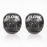 Flow Micromitts zwart/wit – handcompartiment en Flow-logo