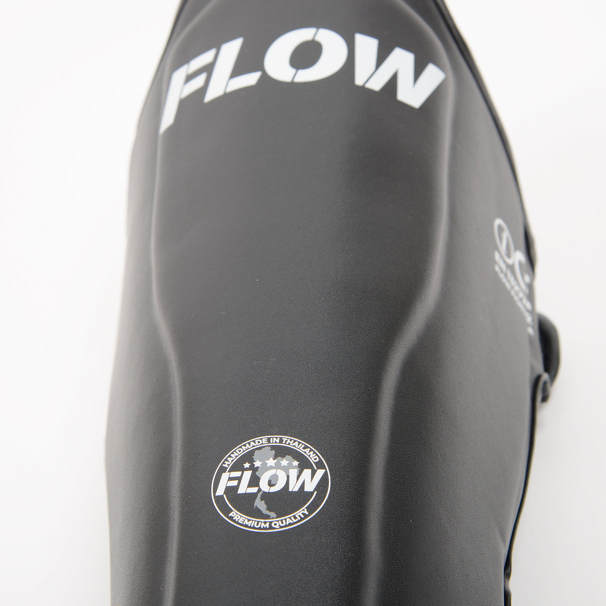 Flow Classic Thai Scheenbeschermers - Zwart