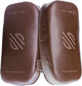 Sanabul Battle Forged Muay Thai Pads - paar - standaard maat - Bruin