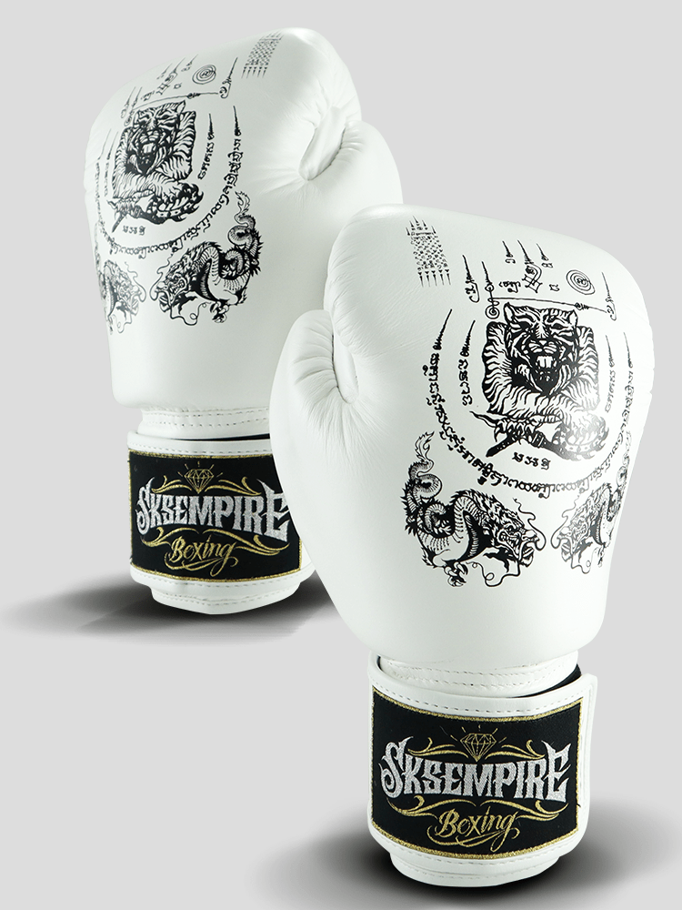 SKS Empire Bokshandschoenen - Sak Yant - Echt Leer - Wit / Zwart