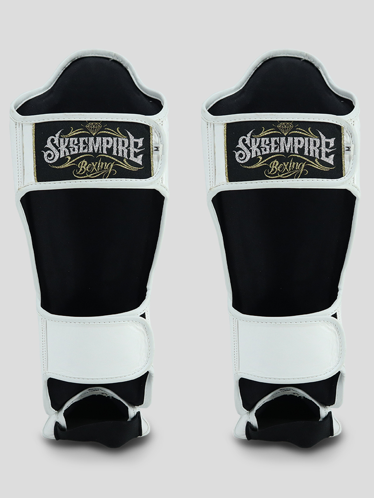 SKS Empire Scheenbeschermers - Sak Yant - Echt Leer - Wit / Zwart