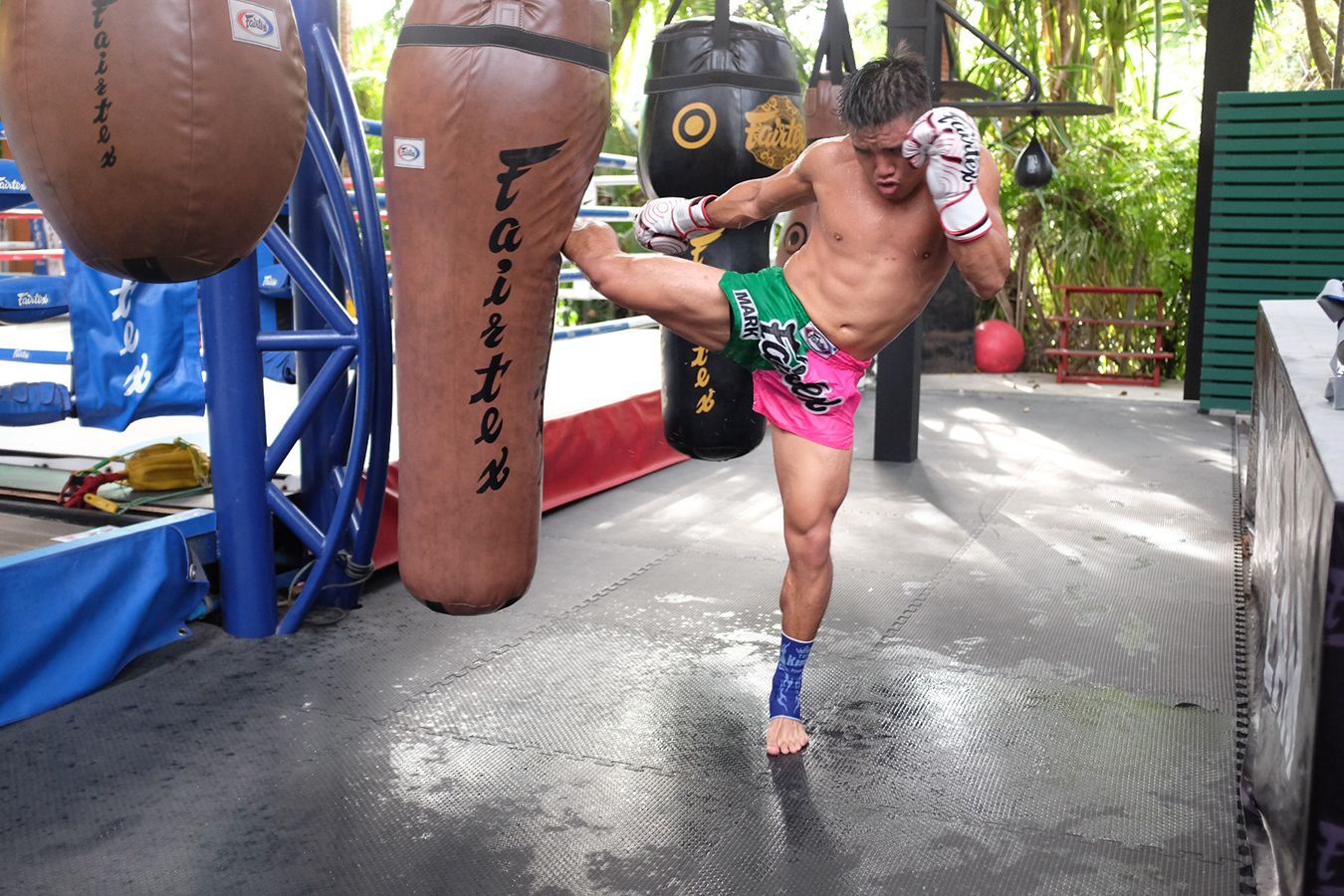 muay_thai_training_1350x900