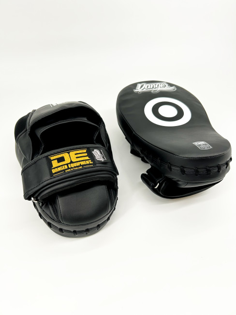 Danger Pro Long Focus Mitts - Black